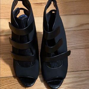 Elie Tahari open toe booties